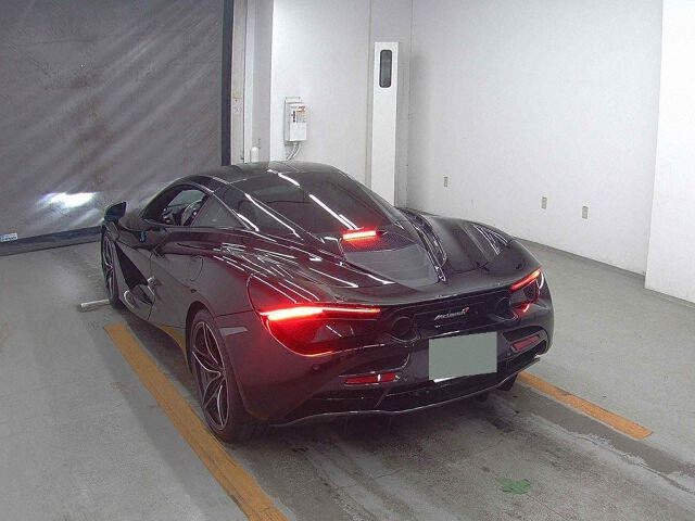 McLaren 720S Performance Launch E